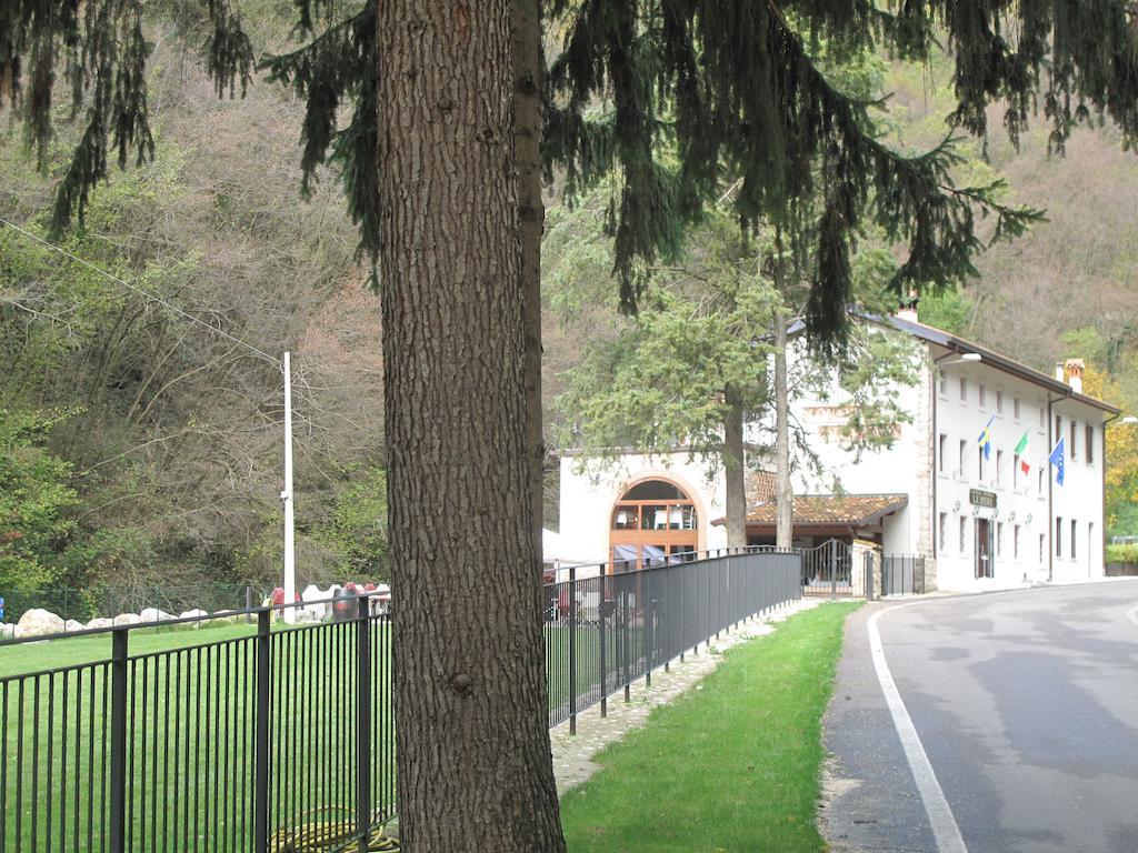 Locanda Al Confin - Osteria Le Piere Pigozzo Esterno foto