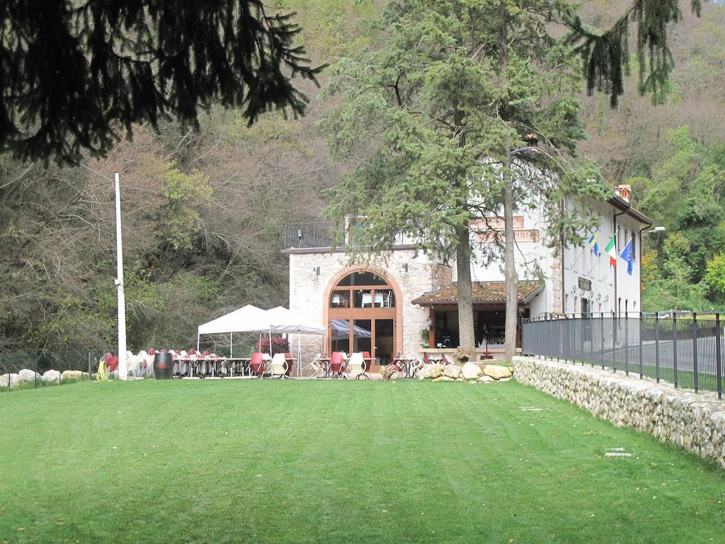 Locanda Al Confin - Osteria Le Piere Pigozzo Esterno foto